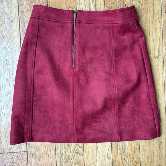 LOFT Red Pencil Mini Skirt Faux Suede Size 10 EUC - Picture 5 of 5